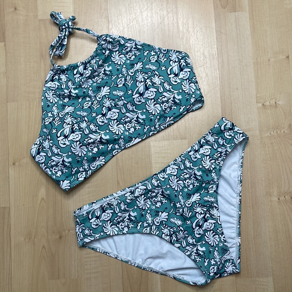Two Piece Paisley Swimsuit 📦 (S-14) - Picture 11 of 12